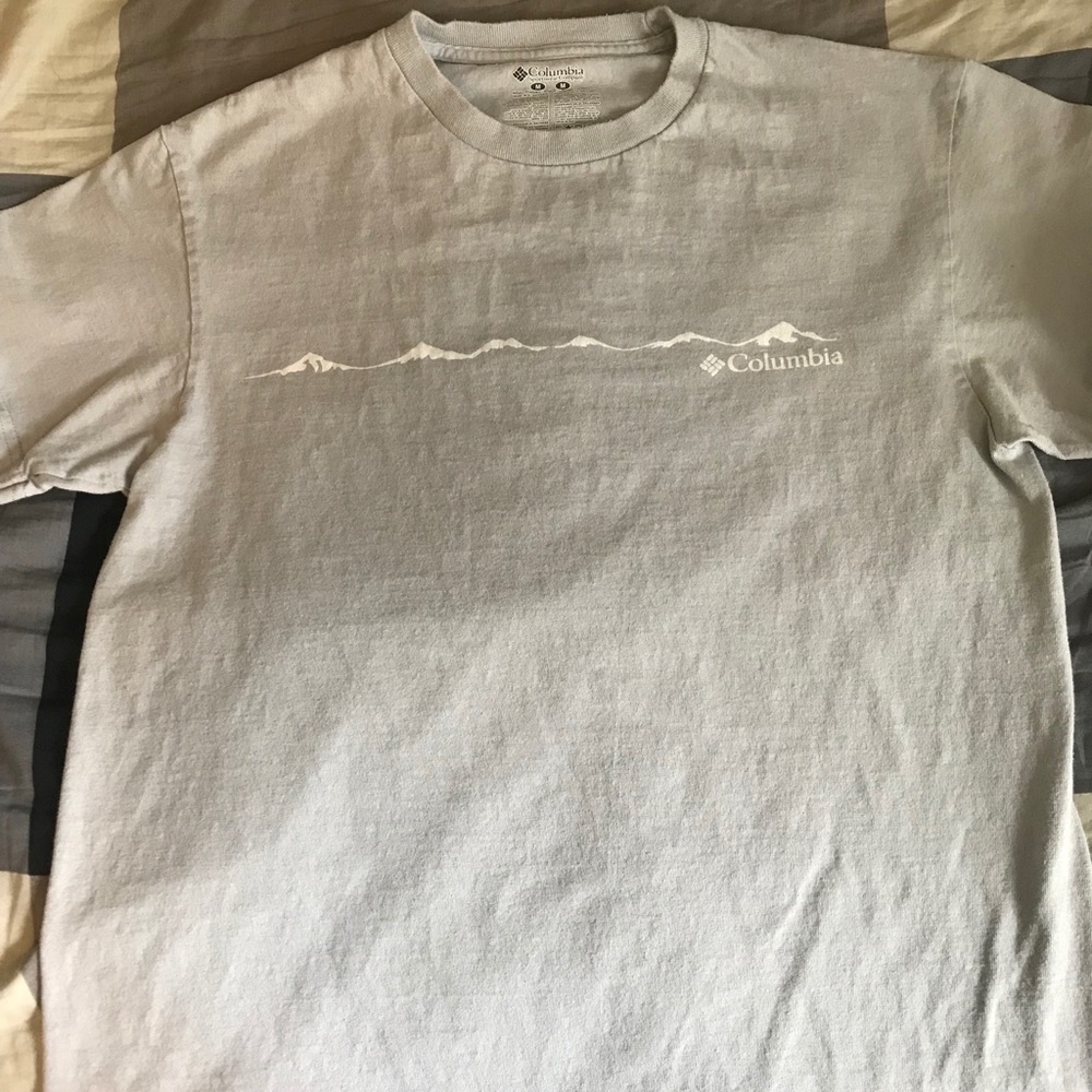 Columbia Graphic Tee (M - Gray)